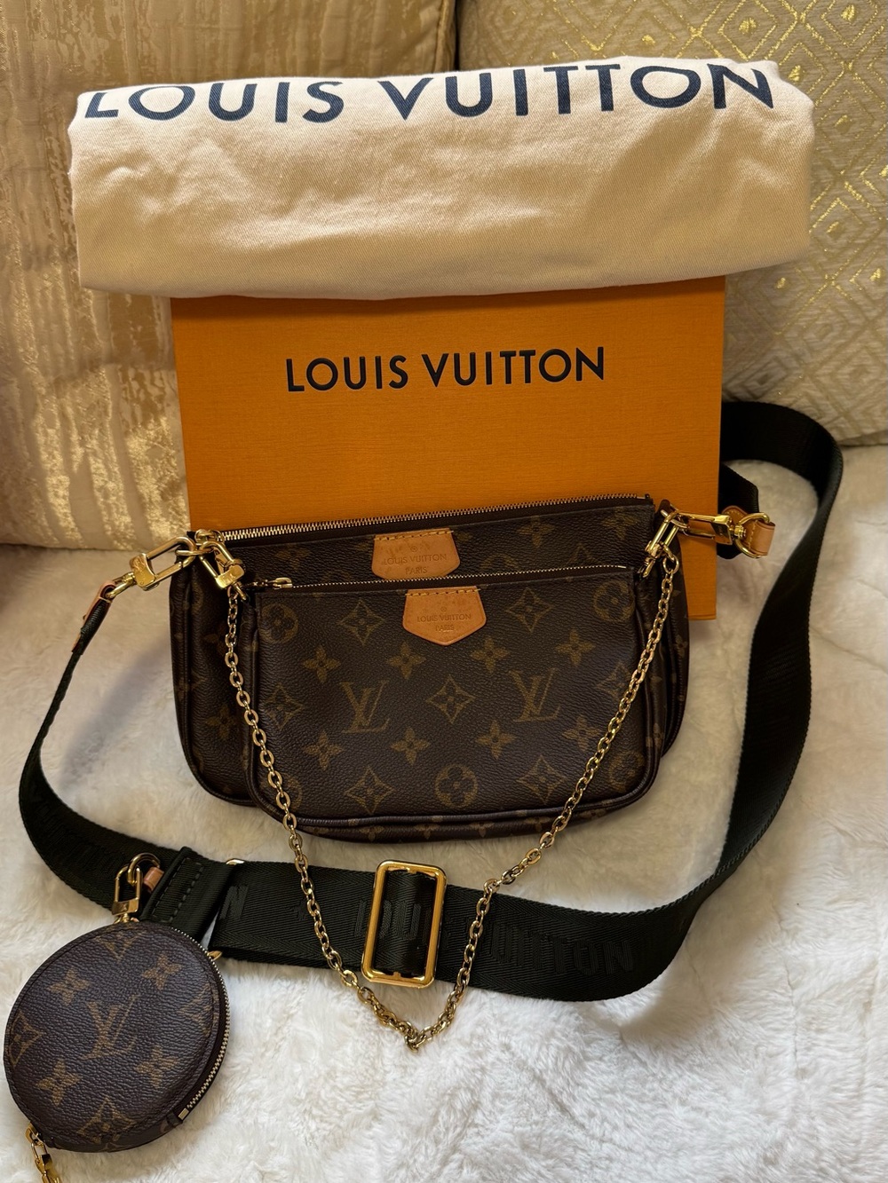 Louis Vuitton Monogram Canvas Multi-Pochette Crossbody - Brown & Gold..like new